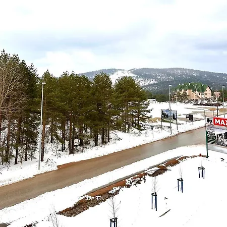 Lexi Borovi * Divčibare