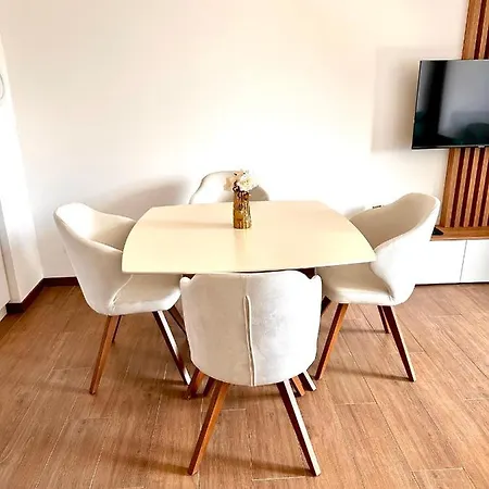 Lexi Borovi Divčibare